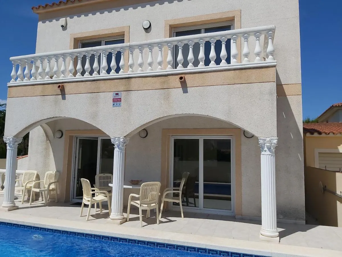Casa Amb Piscina Privada Villa Empuriabrava Spain
